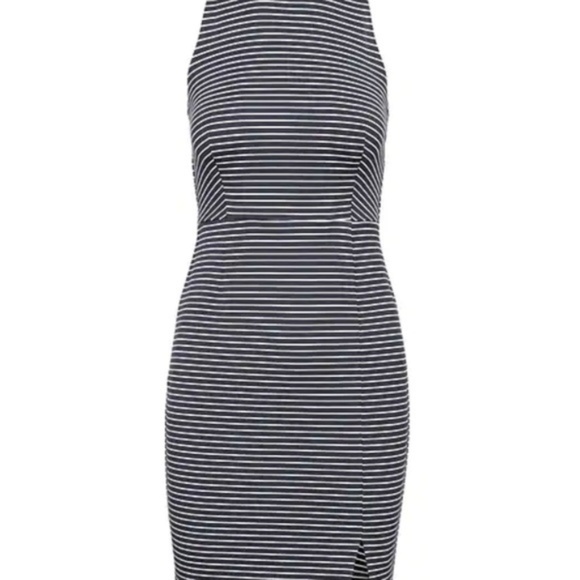 Banana Republic Dresses & Skirts - NWT Banana Ponte Sheath Dress Size 6
